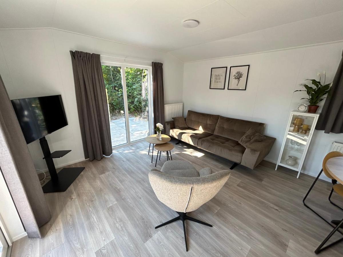 Breezy Beach Chalet Petten Bagian luar foto