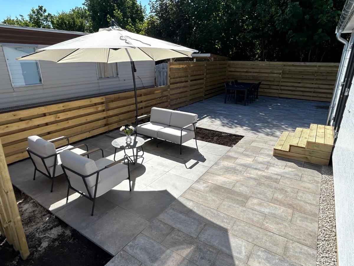 Breezy Beach Chalet Petten Bagian luar foto