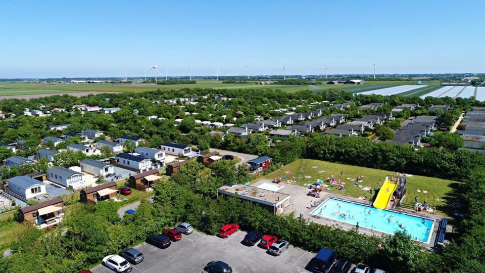 Breezy Beach Chalet Petten Bagian luar foto